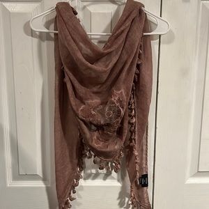 Rose scarf